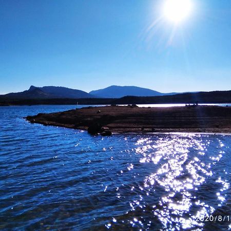Los Camarotes Cervera de Buitrago Exteriér fotografie