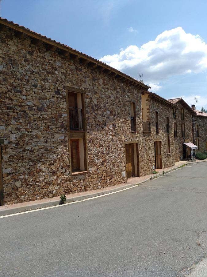 Los Camarotes Cervera de Buitrago Exteriér fotografie