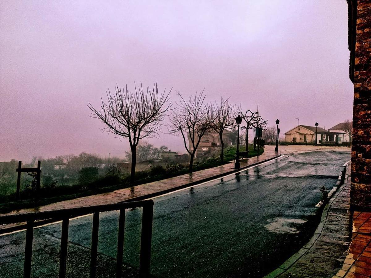 Los Camarotes Cervera de Buitrago Exteriér fotografie